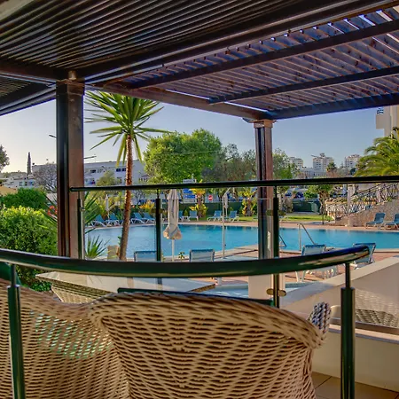 Ourabay Hotel Apartamento - Art & Holidays-3